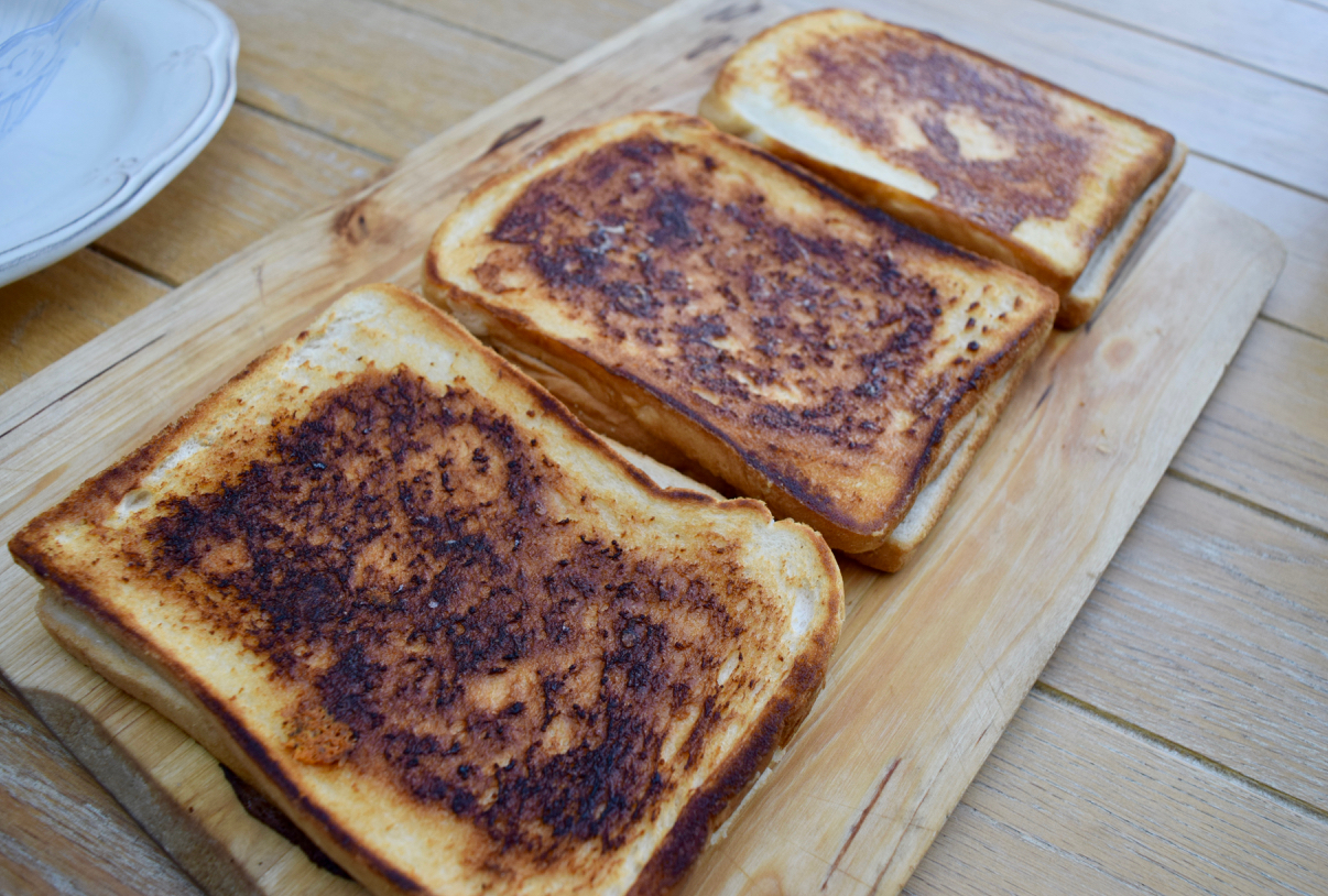 Roasted-tomato-soup-grilled-cheese-recipe-lucyloves-foodblog