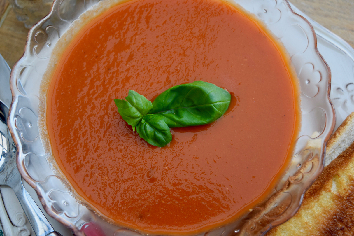 Roasted-tomato-soup-grilled-cheese-recipe-lucyloves-foodblog