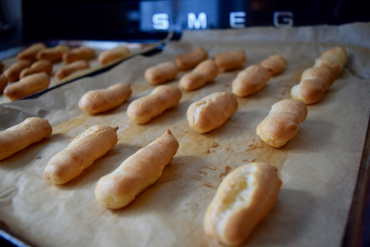 Tiny-eclairs-recipe-lucyloves-foodblog