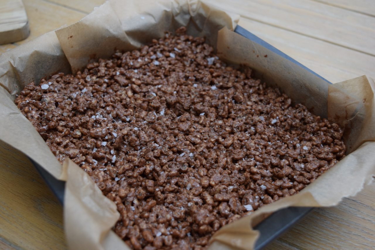 Salted-nutella-krispie-squares-recipe-lucyloves-foodblog