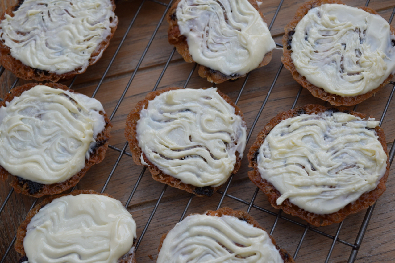 Cherry-white-chocolate-florentines-recipe-lucyloves-foodblog