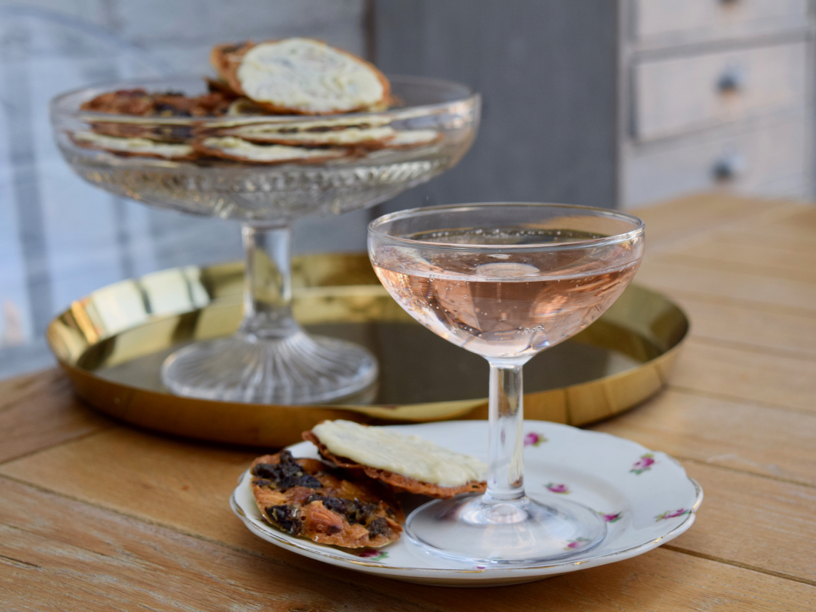 Cherry-white-chocolate-florentines-recipe-lucyloves-foodblog