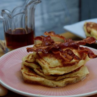 Fluffy-breakfast-pancakes-recipe-lucyloves-foodblog