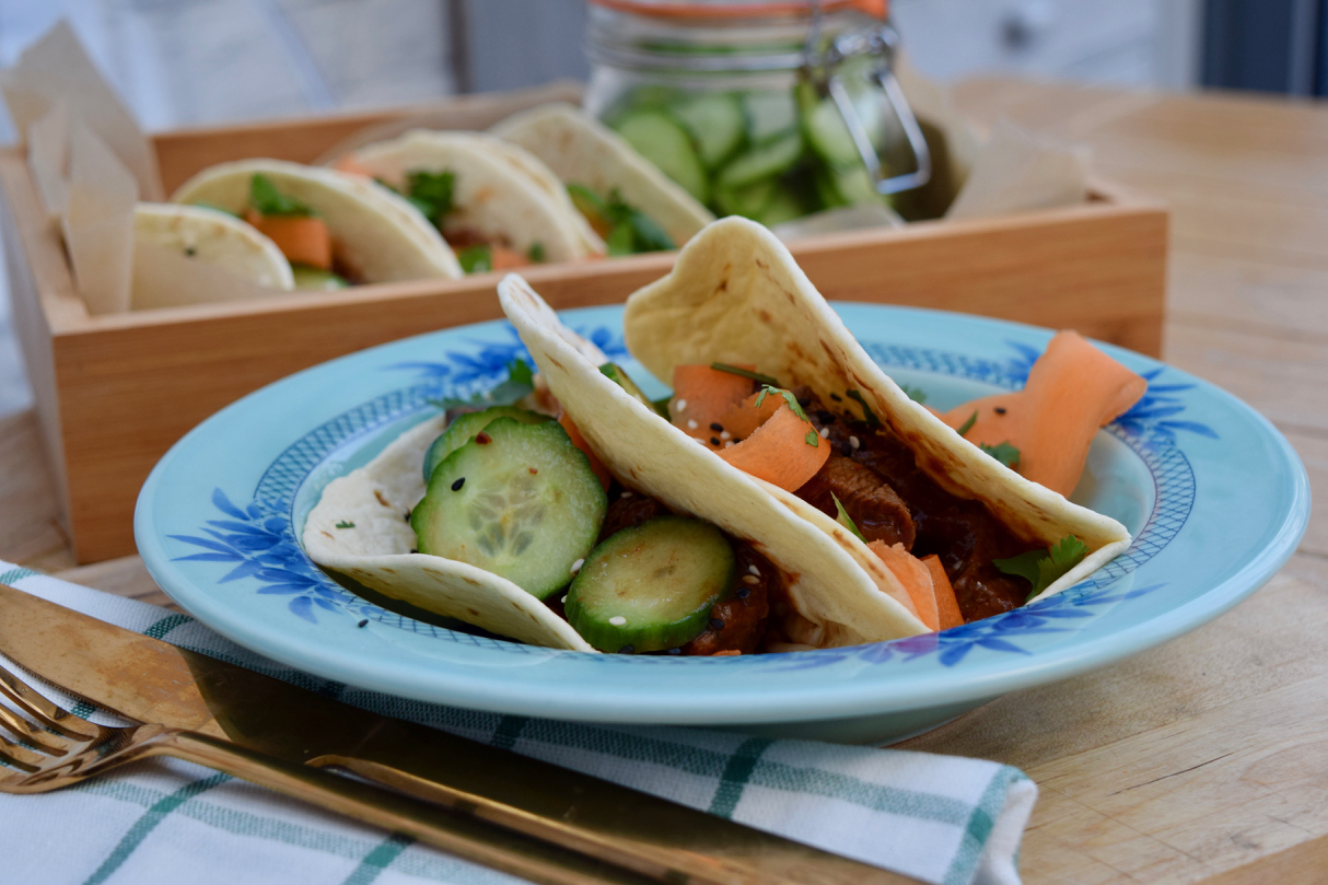 Korean-steak-tacos-pickled-cucumber-recipe-lucyloves-foodblog