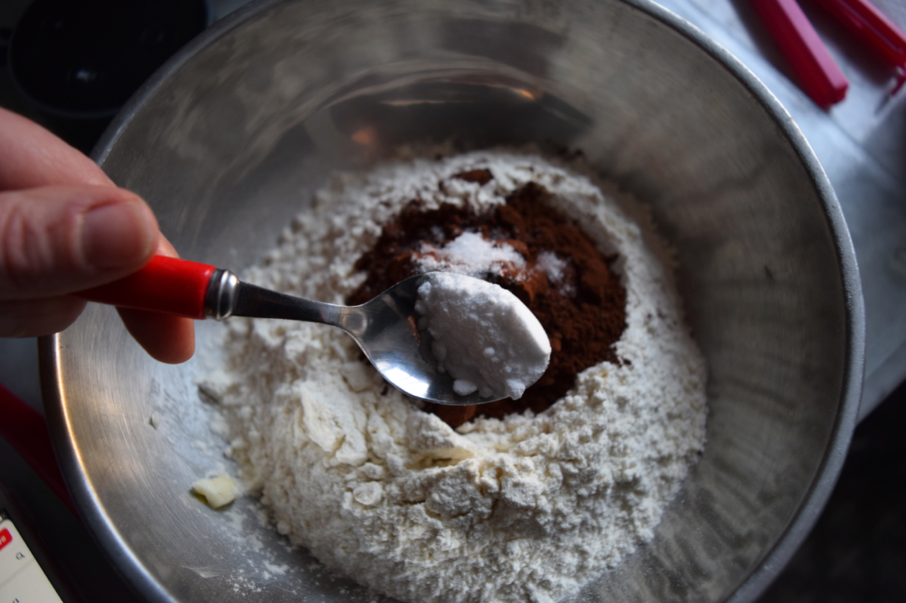 Red-velvet-cookies-recipe-lucyloves-foodblog