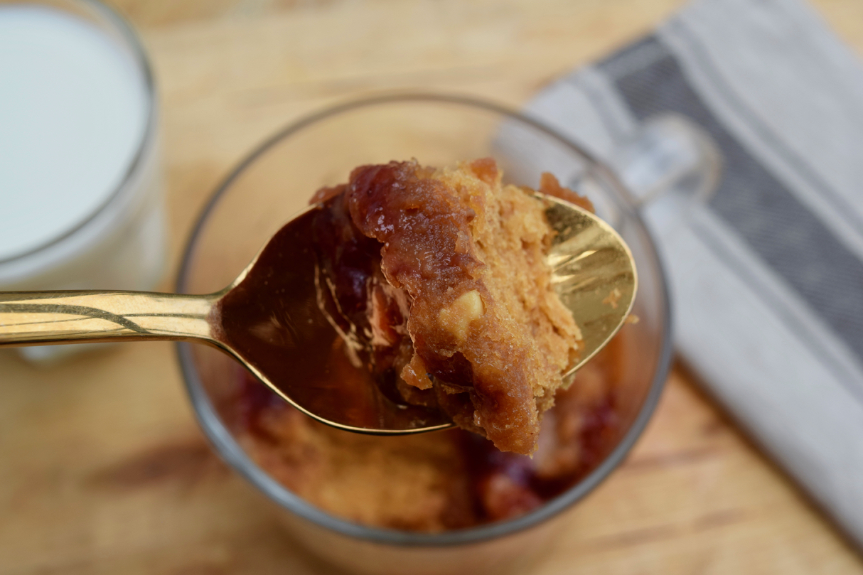 Peanut-butter-jam-mug-cake-recipe-lucyloves-foodblog