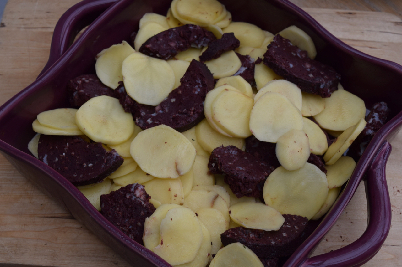 Black-pudding-potato-egg-bake-recipe-lucyloves-foodblog