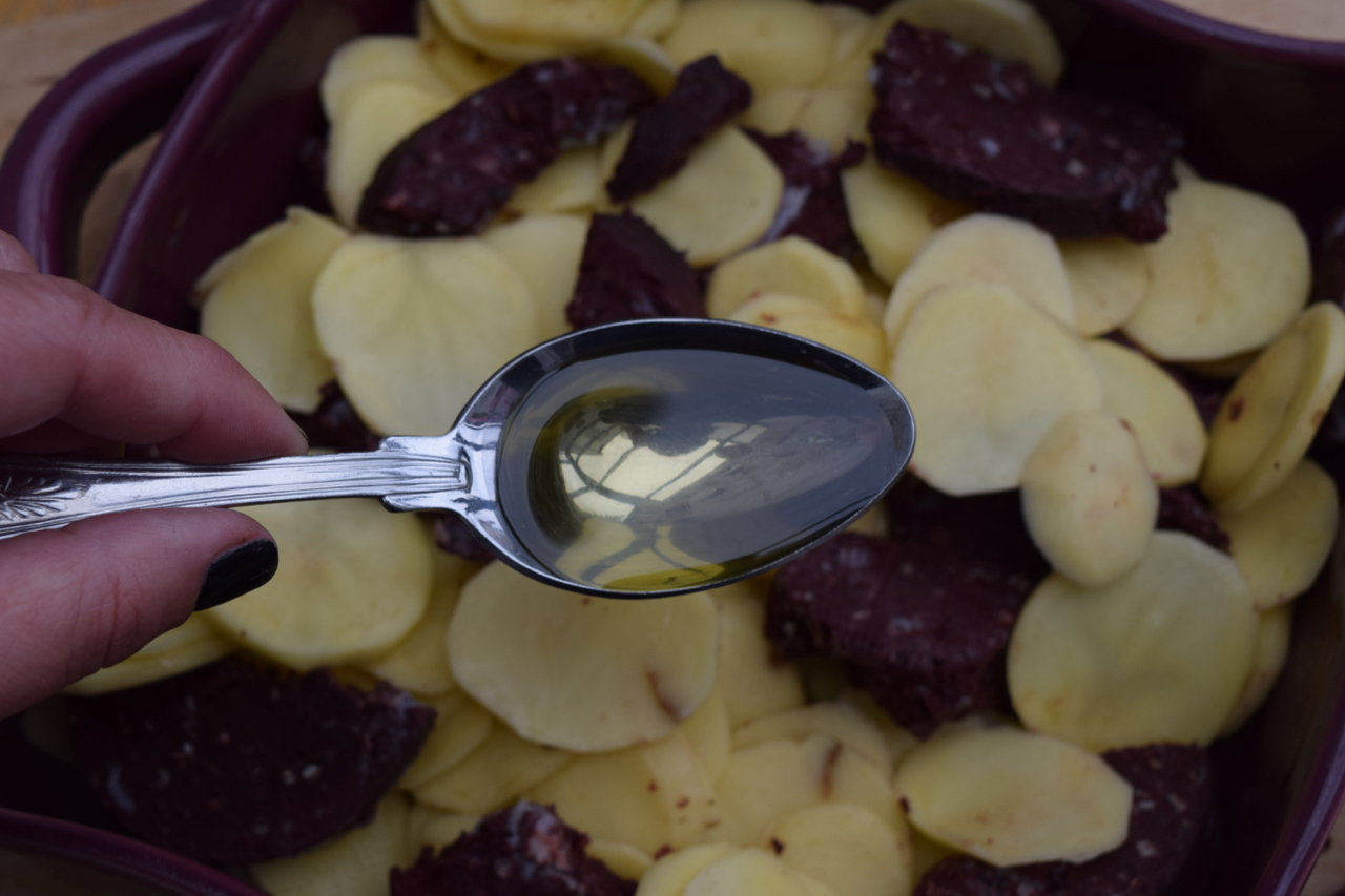 Black-pudding-potato-eggbake-recipe-lucyloves-foodblog