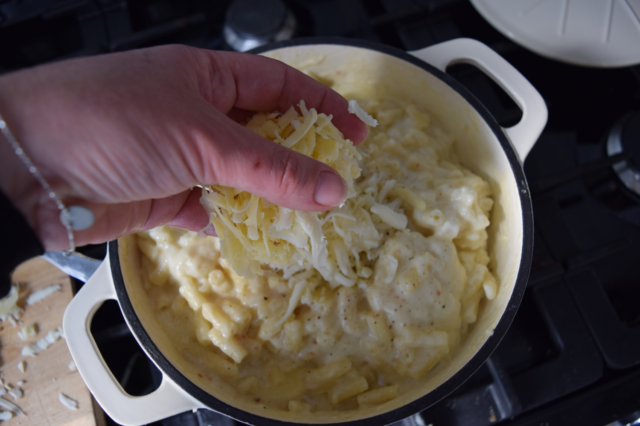 One-pot-cauliflower-mac-and-cheese-recipe-lucyloves-foodblog