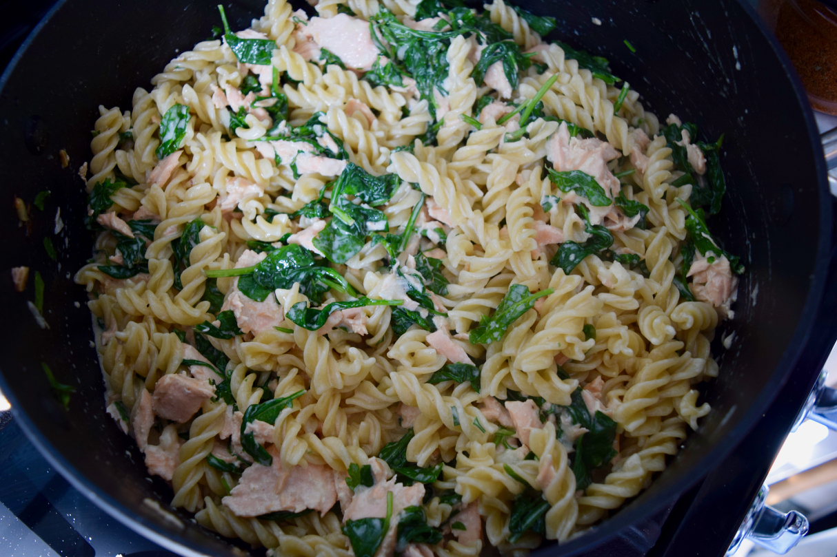 Pasta-salmon-spinach-recipe-lucloves-foodblog