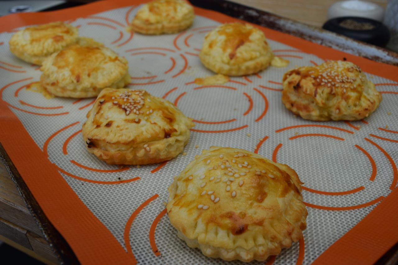 Tiny-picnic-pies-recipe-lucyloves-foodblog