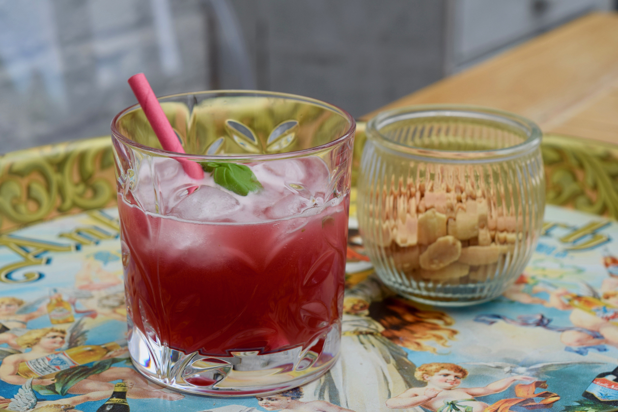 Basil-bramble-sling-recipe-lucyloves-foodblog