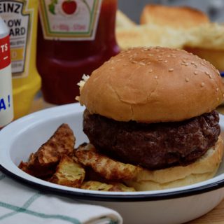 Juicy-lucy-burgers-recipe-lucyloves-foodblog