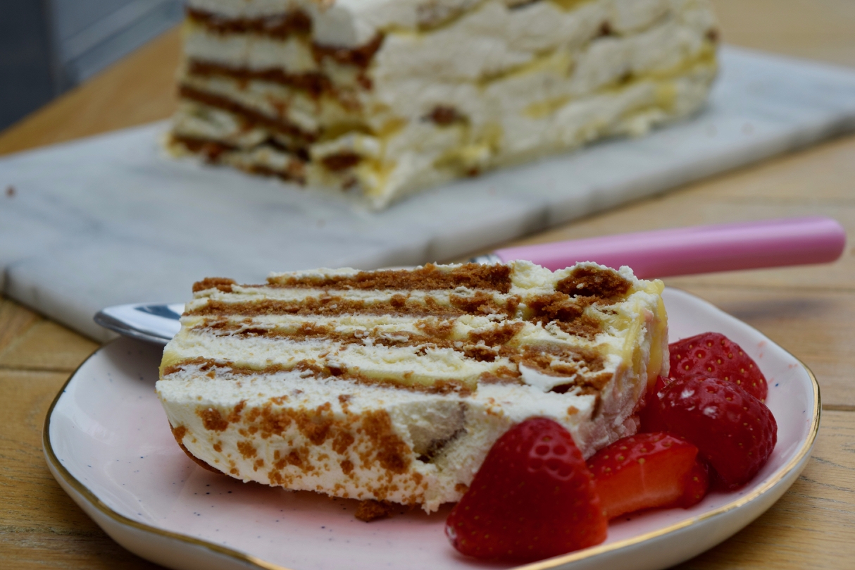 Lemon-biscoff-icebox-cake-recipe-lucyloves-foodblog