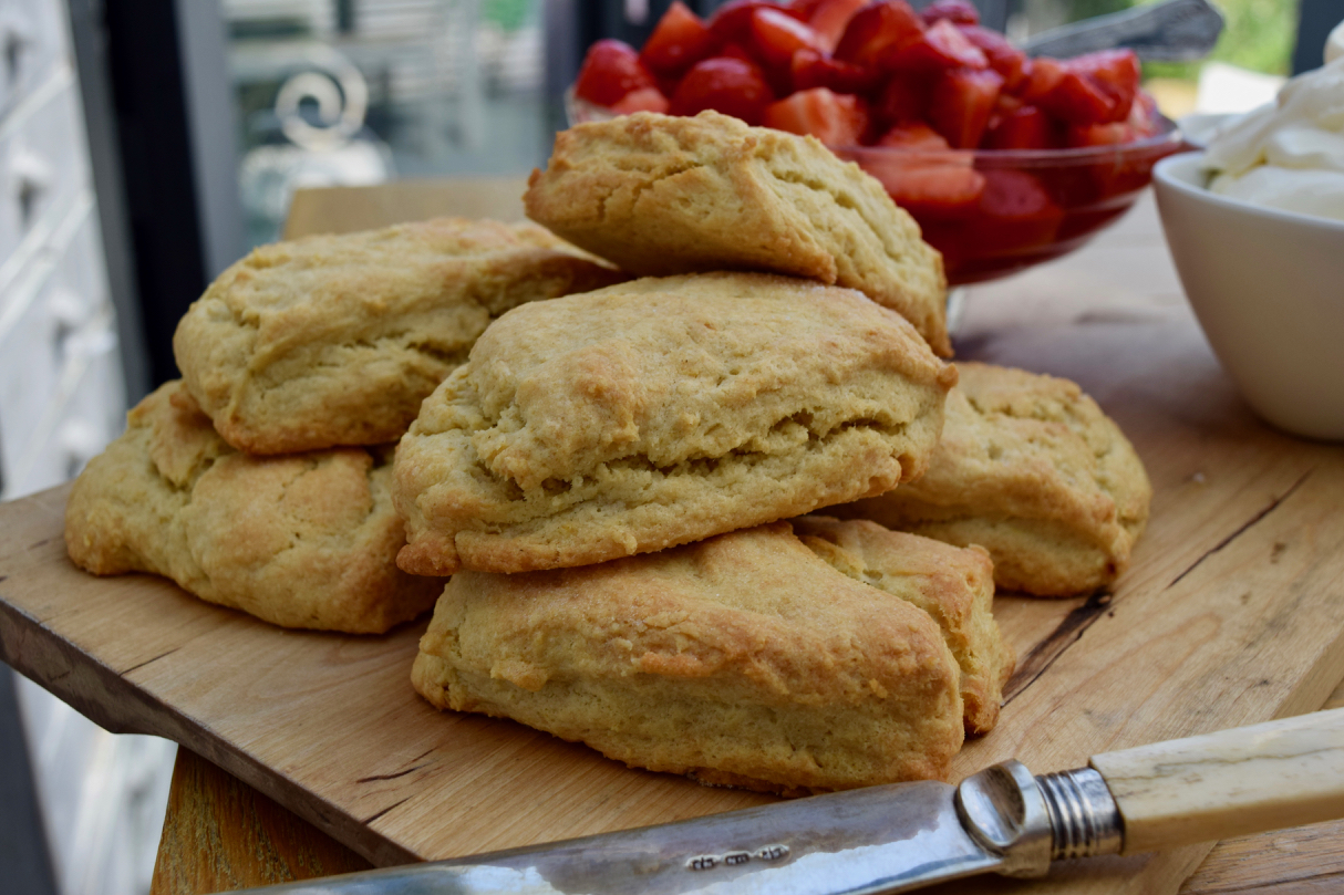 Strawberry-shortcakes-recipe-lucyloves-foodblog