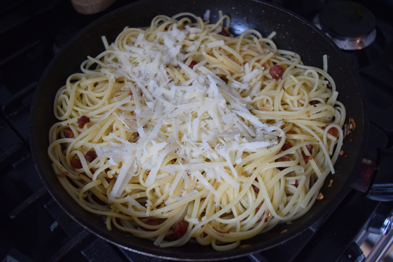 Lemony Spaghetti Carbonara recipe from Lucy Loves Food Blog