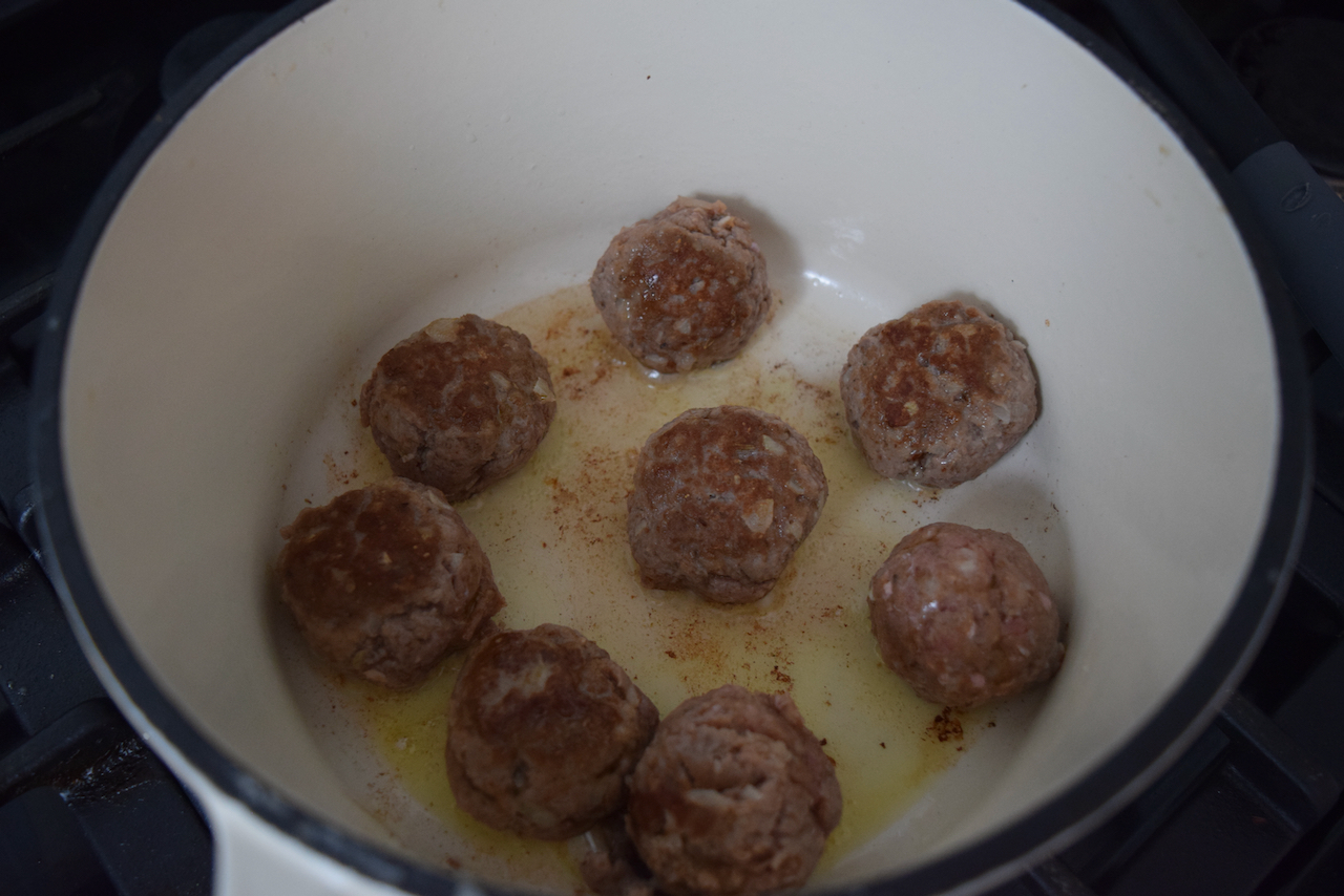 One Pot Meatballs with Cheesy Garlic Bread recipe from Lucy Loves Food Blog