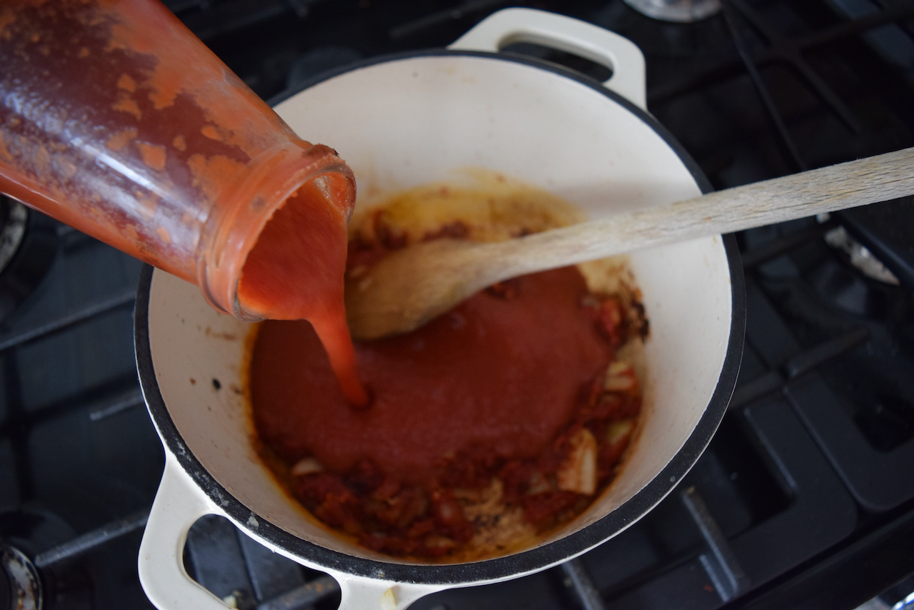 One Pot Meatballs with Cheesy Garlic Bread recipe from Lucy Loves Food Blog