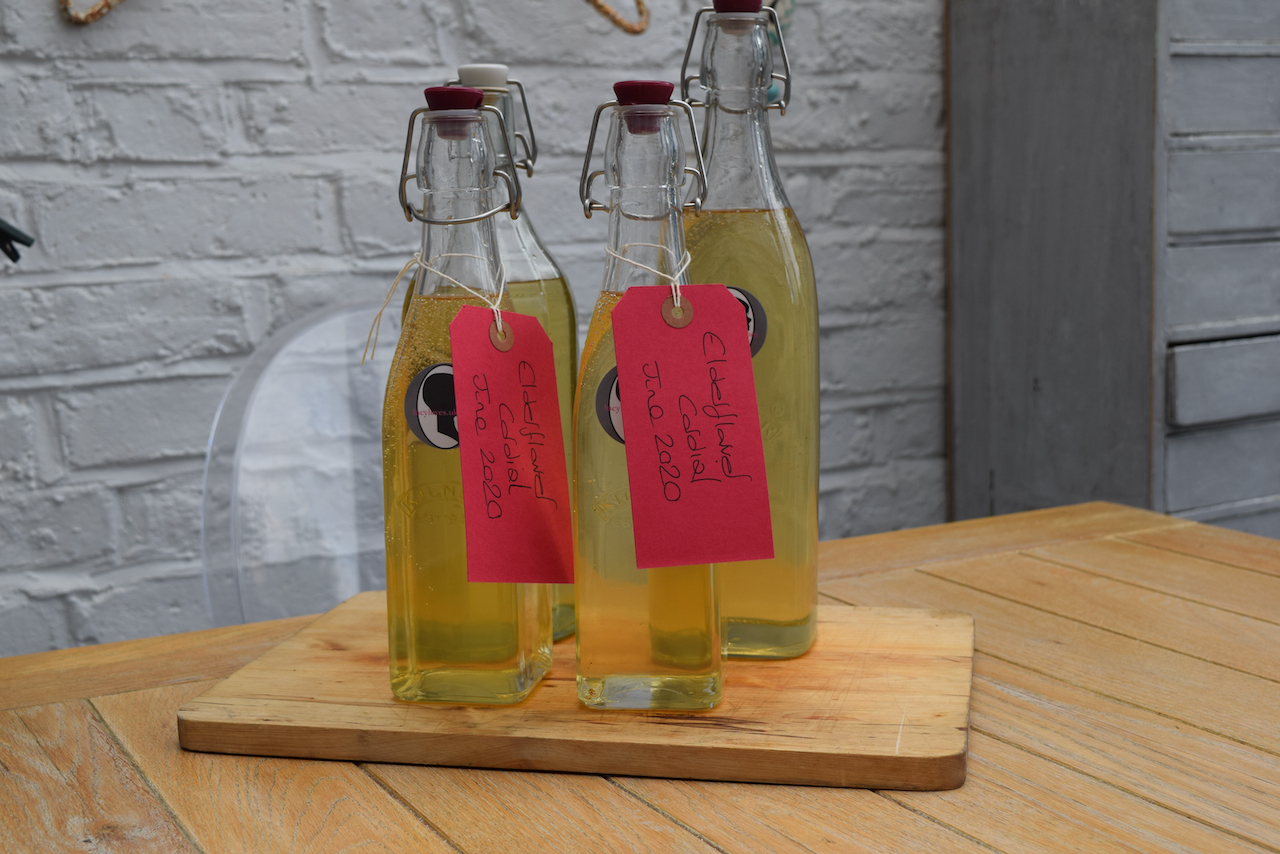 Homemade Elderflower Cordial recipe from Lucy Loves Food Blog