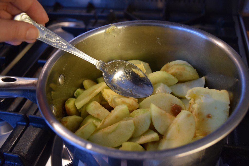 Bramley-apple-loaf-cake-recipe-lucyloves-foodblog