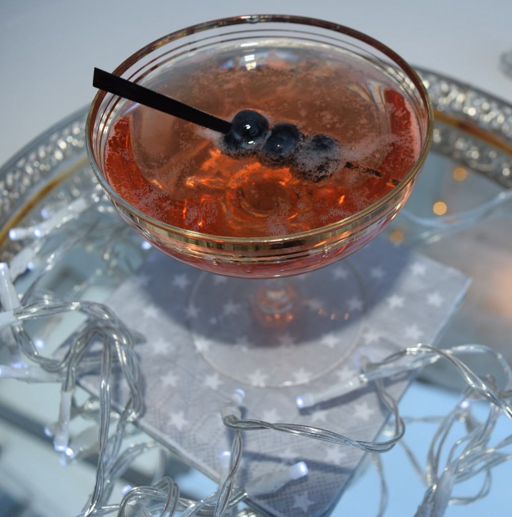 Sloe-motion-cocktail-lucyloves-foodblog