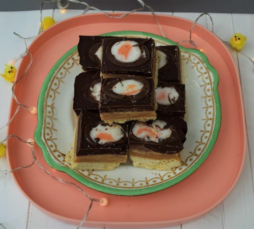 Creme-egg-caramel-shortbread-recipe-lucyloves-foodblog