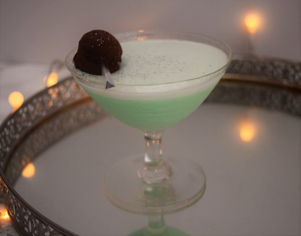 Christmas-mint-martini-recipe-lucyloves-foodblog