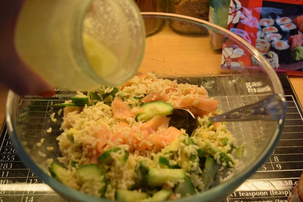 Smoked-salmon-sushi-bowl-lucyloves-foodblog