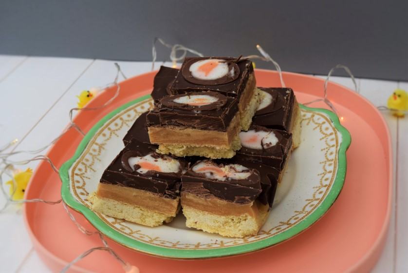 Creme-egg-caramel-shortbread-recipe-lucyloves-foodblog