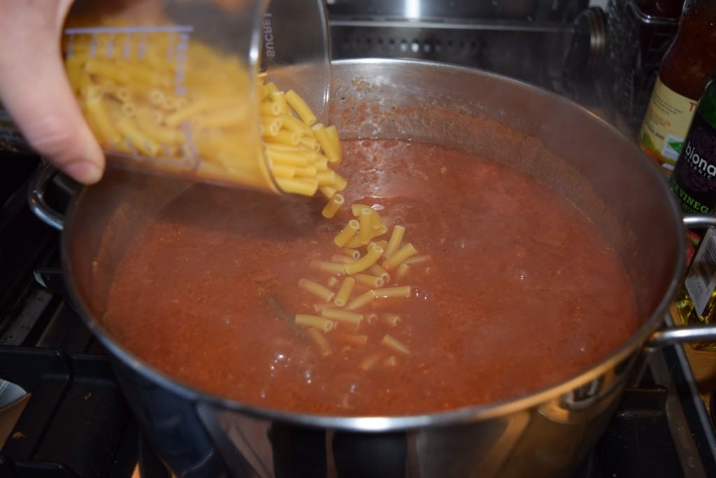 Beef-basil-pasta-lucyloves-foodblog