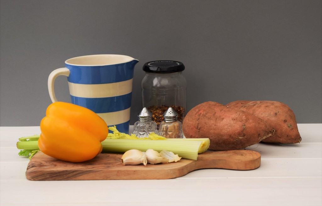 Sweet-potato-pepper-soup-recipe-lucyloves-foodbloe