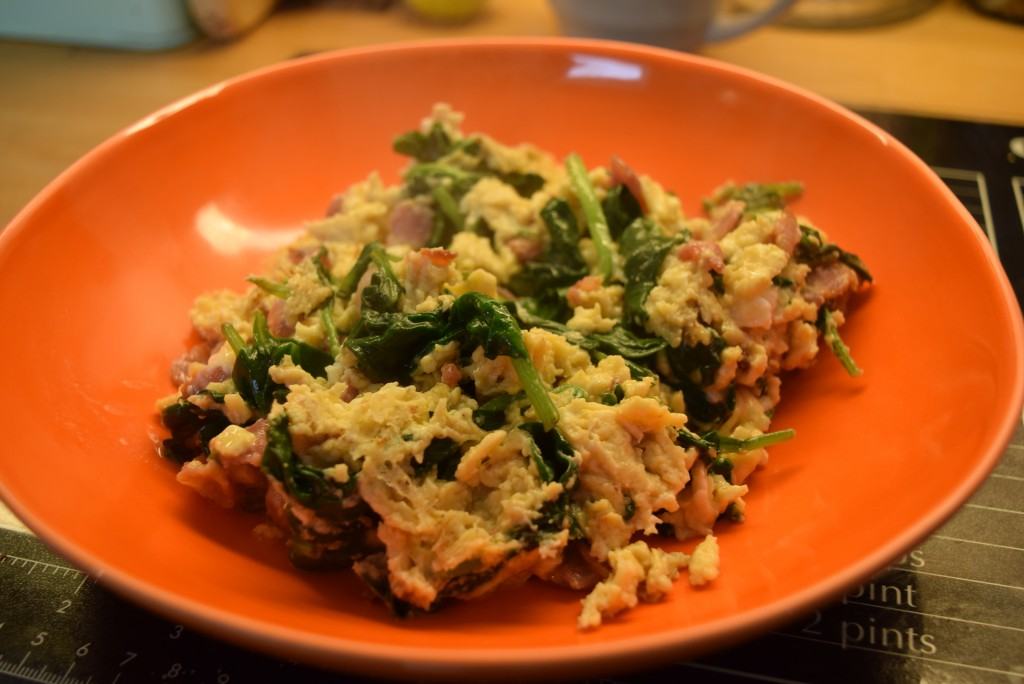 Bacon-spinach-scramble-lucyloves-foodblog