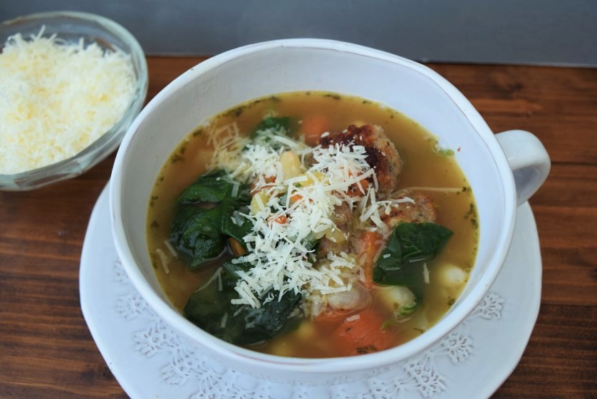 Italian-wedding-soup-recipe-lucyloves-foodblog