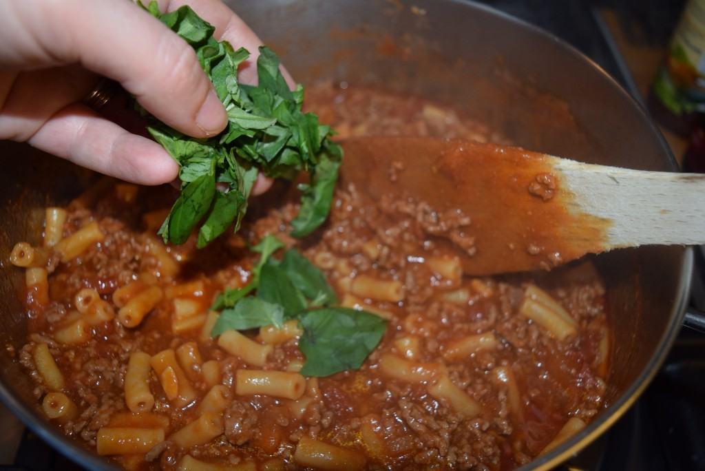 Beef-basil-pasta-lucyloves-foodblog