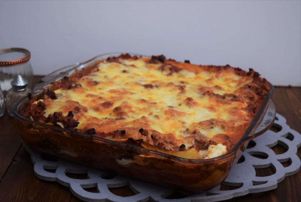 Sausage-beef-ricotta-lasagne-recipe-lucyloves-foodblog