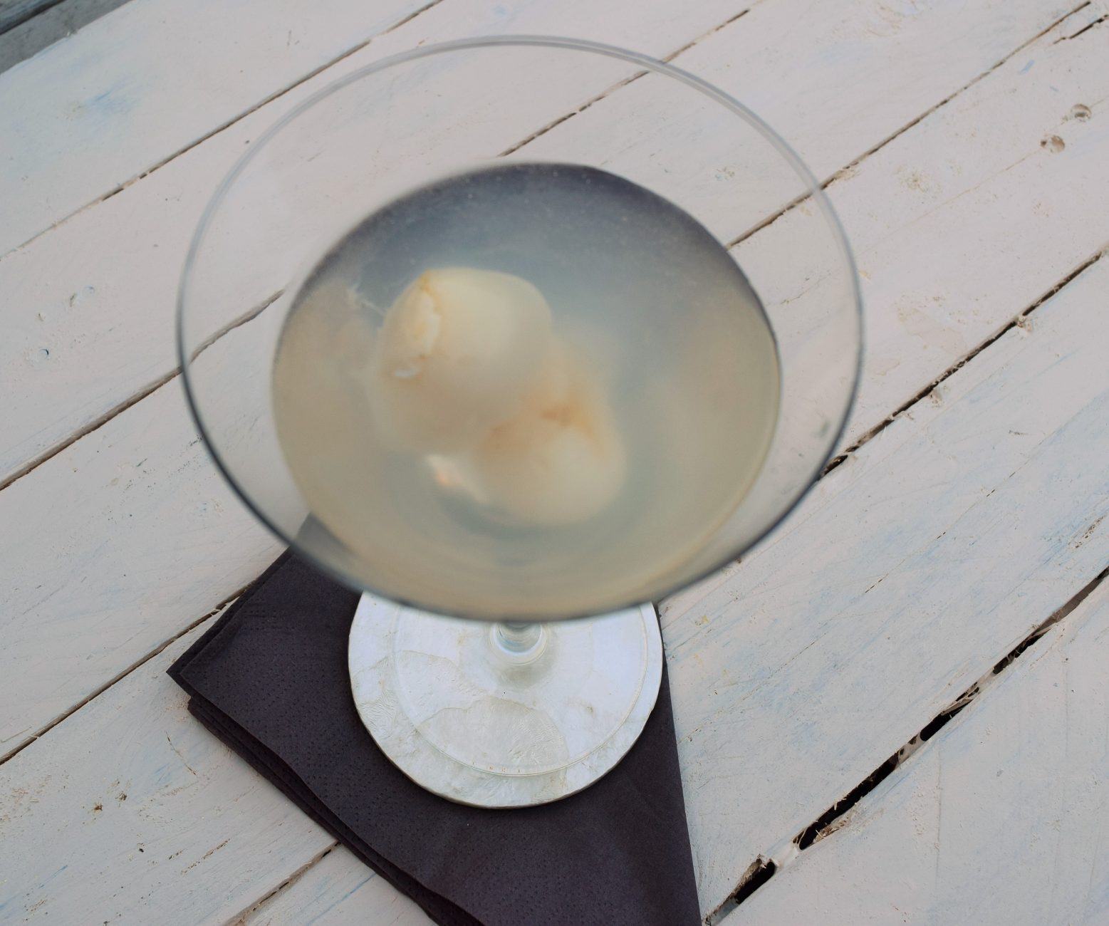 Lychee-martini-lucyloves-foodblog