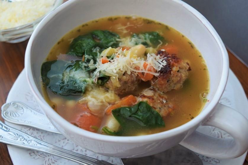 Italian-wedding-soup-recipe-lucyloves-foodblog