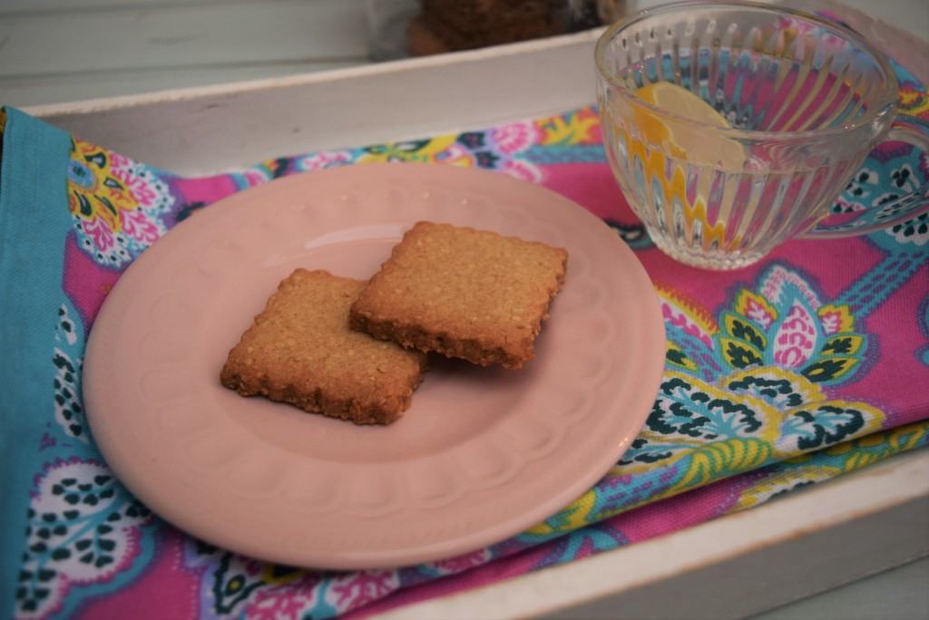 Maple-syrup-digestive-biscuits-recipe-lucyloves-foodblog