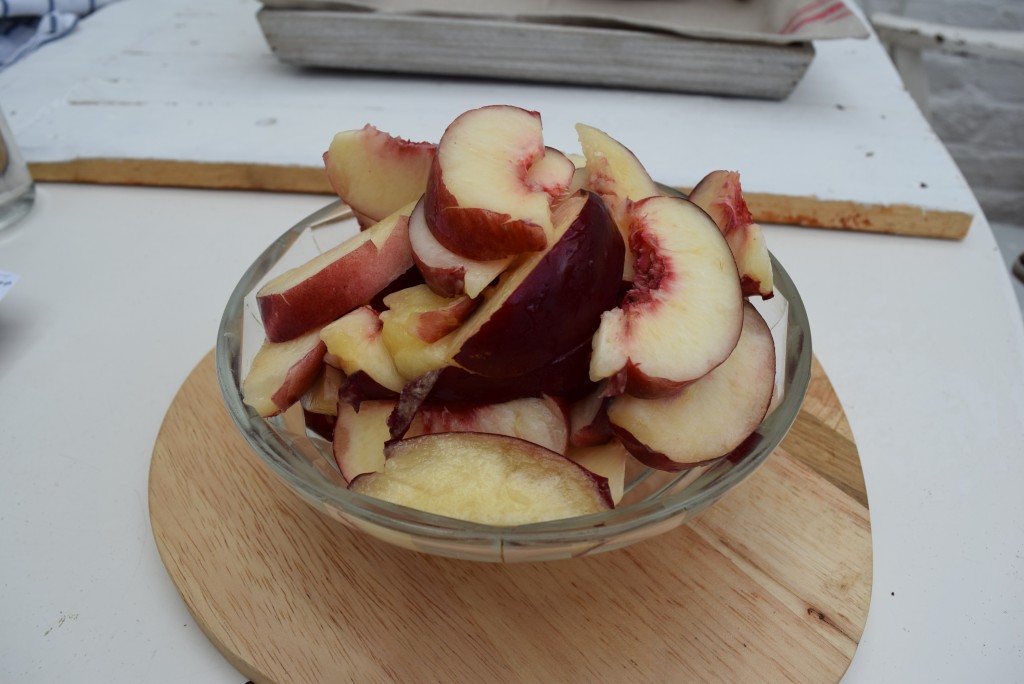 Nectarines-lime-honey-lucyloves-foodblog