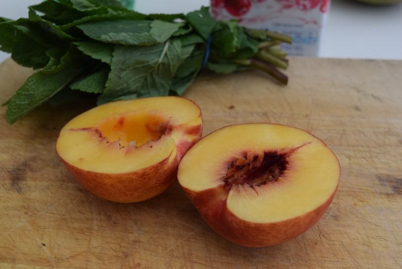 Peach-julep-recipe-lucyloves-foodblog
