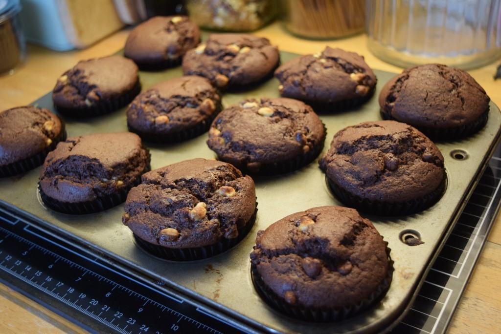 Very-chocolatey-muffins-lucyloves-foodblog