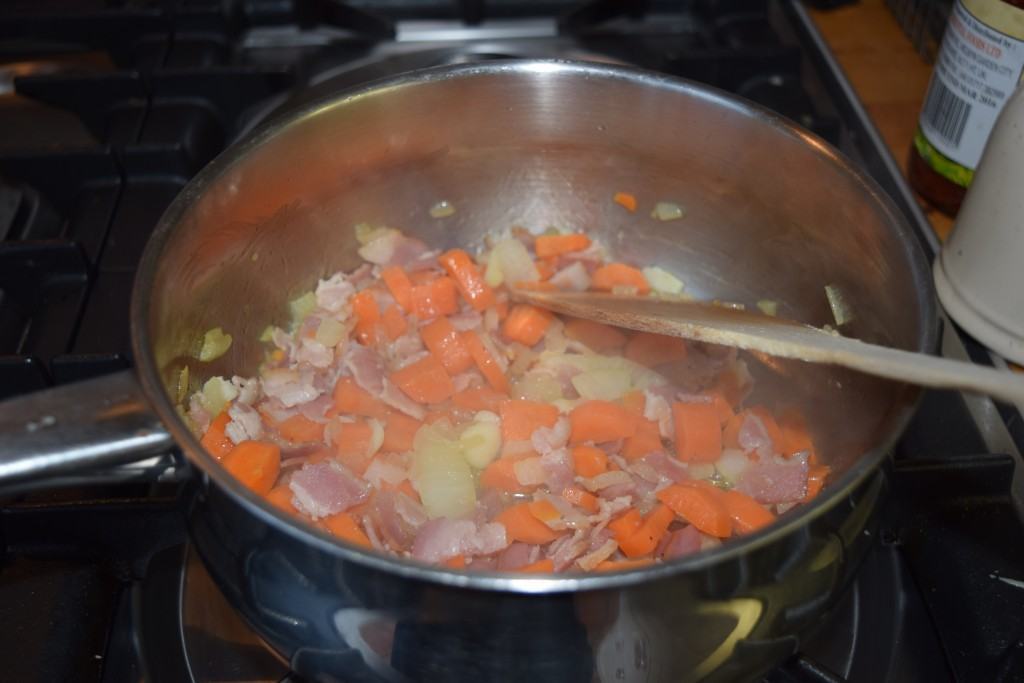 Lentil-bacon-soup-lucyloves-foodblog