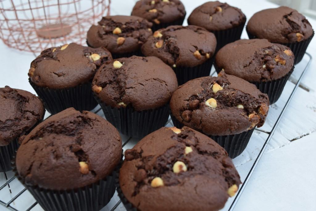 Very-chocolatey-muffins-lucyloves-foodblog