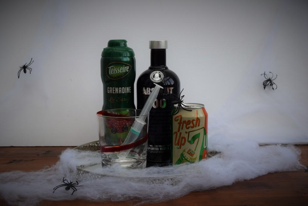 Halloween-dirty-shirley-coctkail-lucyloves-foodblog