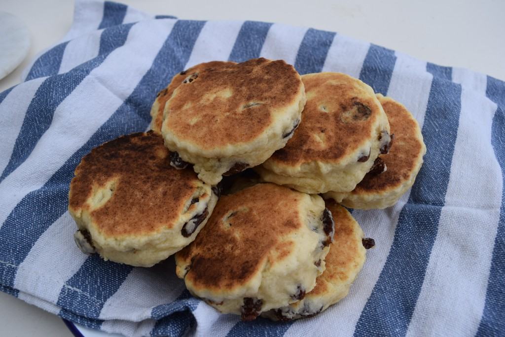 welsh-cakes-recipe-lucyloves-foodblog