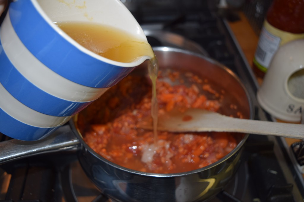 Lentil-bacon-soup-lucyloves-foodblog