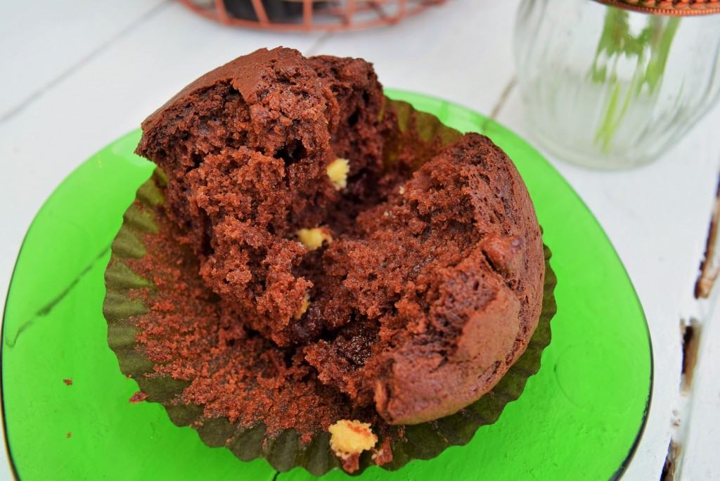 Very-chocolatey-muffins-lucyloves-foodblog
