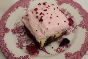 Raspberry-cheesecake-brownie-recipe-lucyloves-foodblog