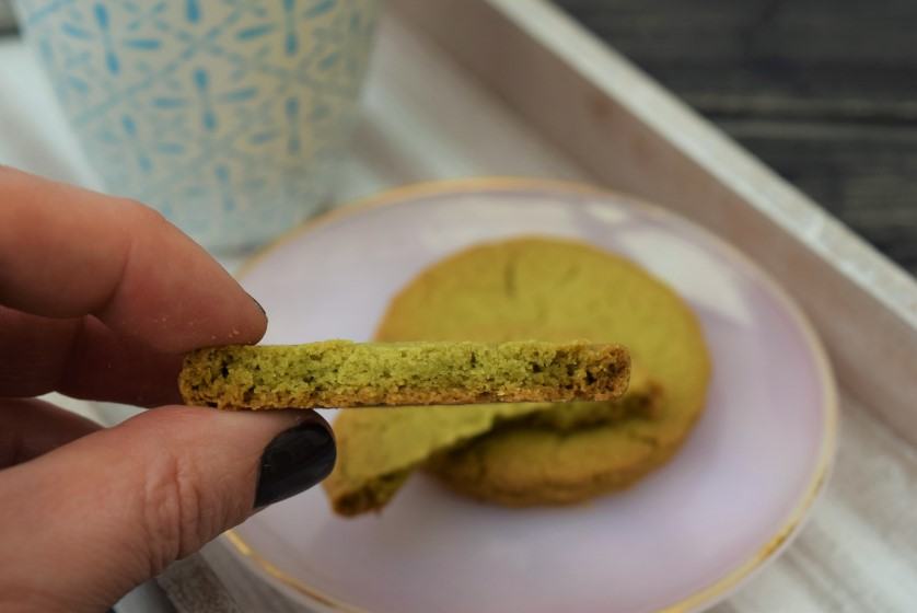 Matcha-almond-biscuits-recipe-lucyloves-foodblog