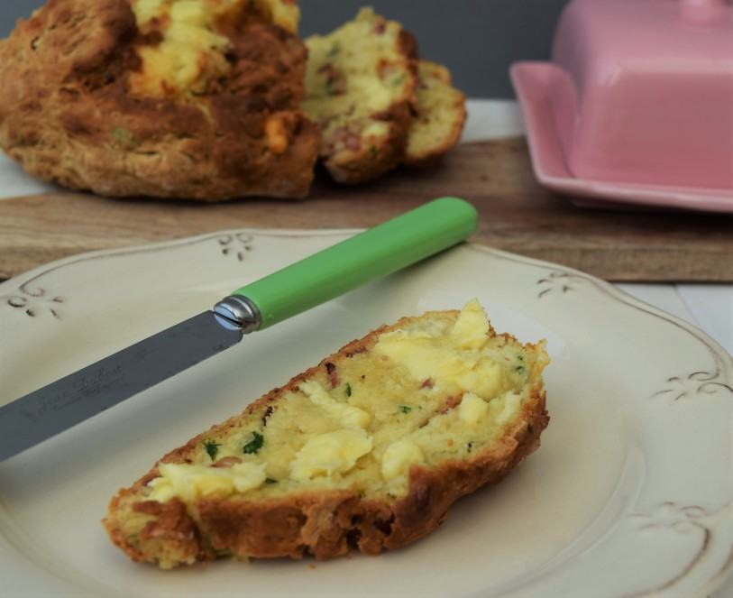 Irish-soda-bread-cheese-bacon-recipe-lucyloves-foodblog